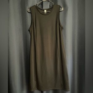 Sleeveless jumper dress